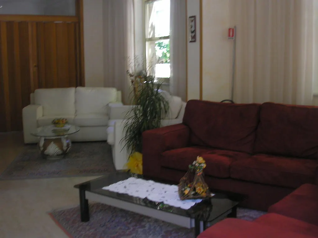 Albergo Villa Dionori Chianciano Terme 2*,