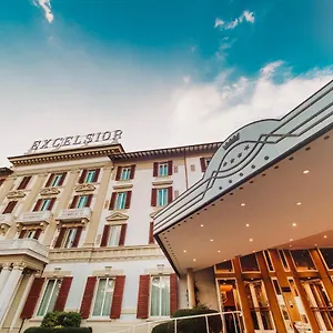 Hotel Grand Excelsior